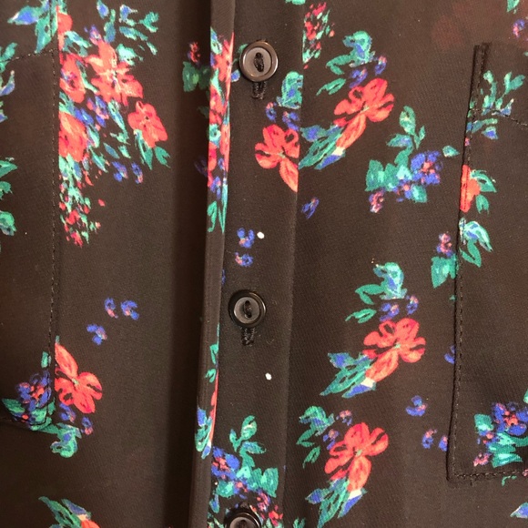 I Heart Ronson Button Down Black Floral Blouse  Size L - Picture 4 of 11